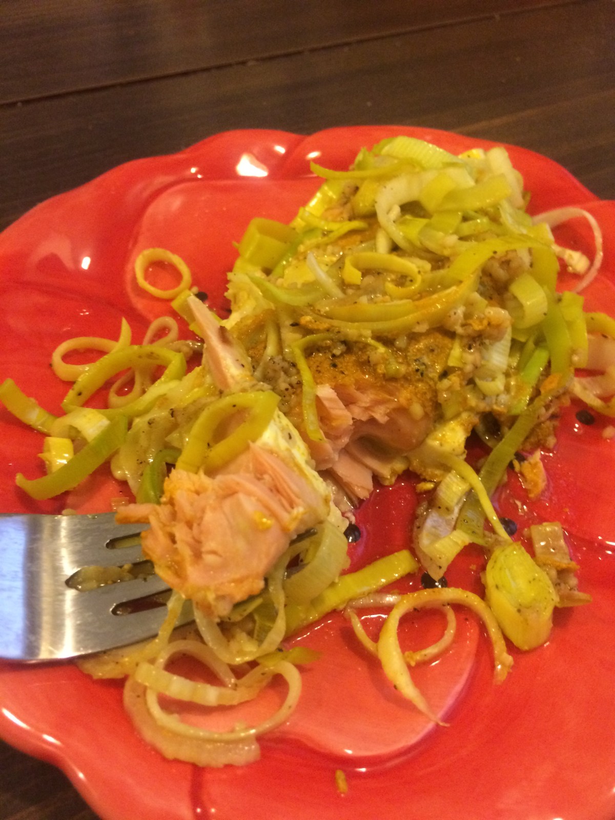 Baked Turmeric Salmon with Leeks